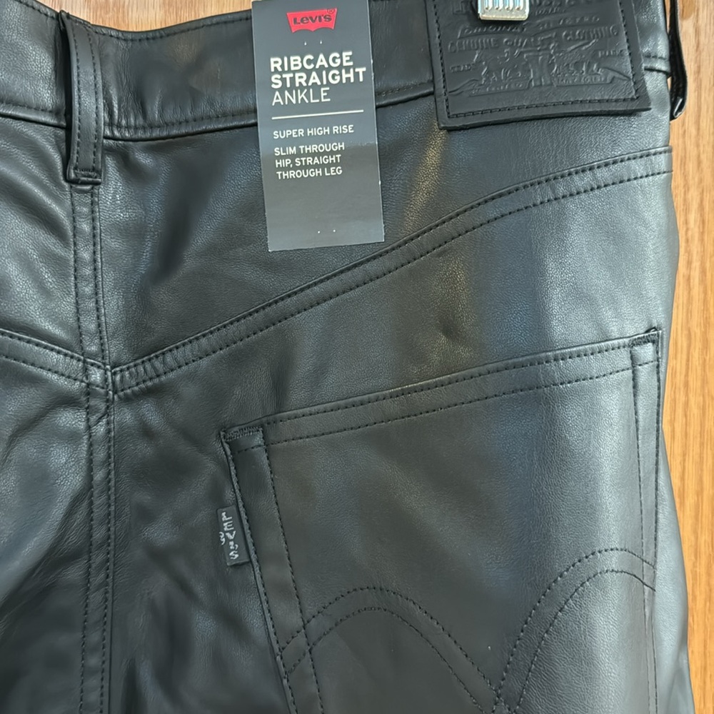 Levi’s faux leather Ribcage straight jeans